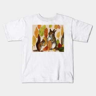 Squirrel mother and son with autumn leaves Kids T-Shirt